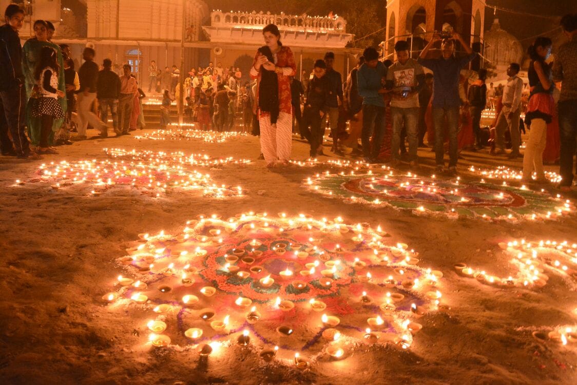 kartik purnima 2018 why dev diwali celebrate in varanasi