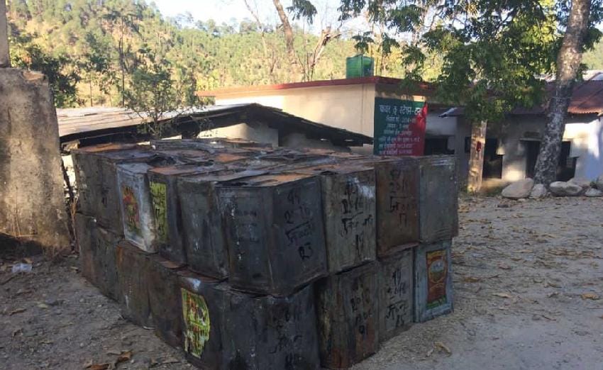 Forest Department seized 452 tin Lisa