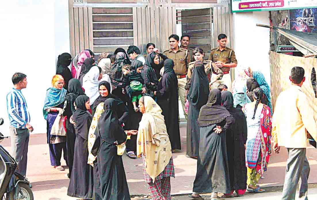 after note ban, crowed was coming at cabinet minister mahboob ali home