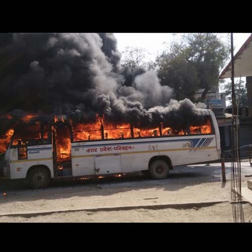 child killed by bus in UP Azamgarh