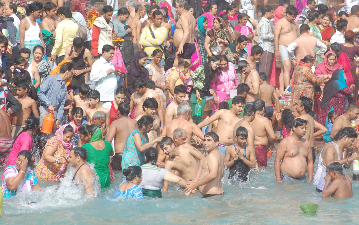 Millions of devotees took a dip in the Ganga on Kartik Purnima