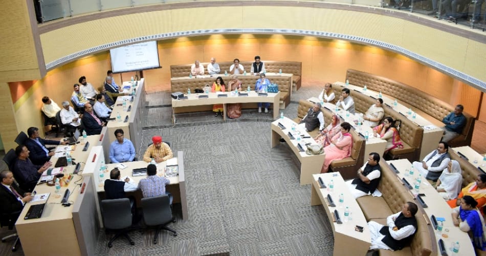credit war in chandigarh, Mayor arun sood inauguration