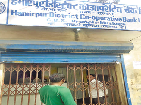 1000-500 will not take note of the Co-operative Bank