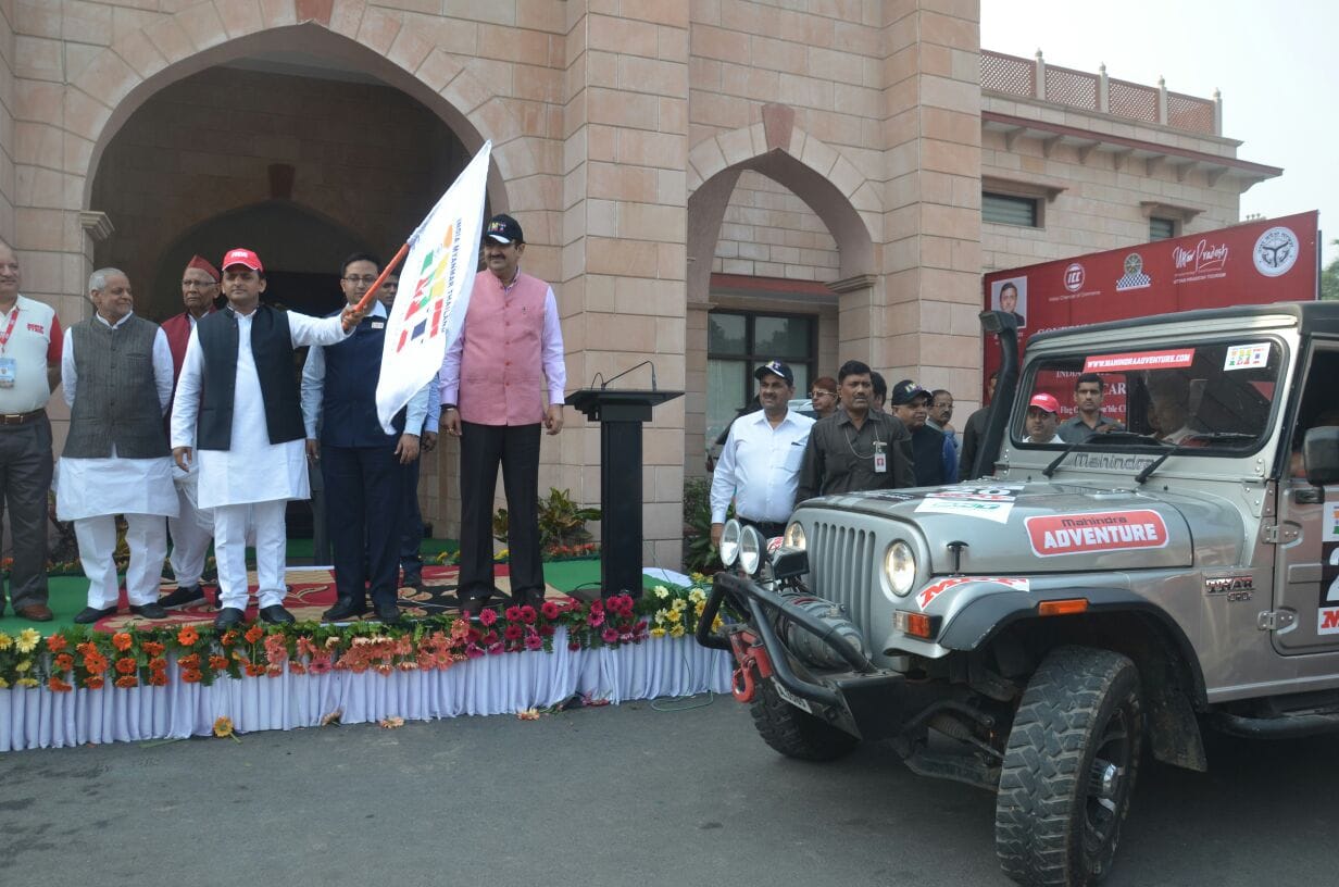 cm akhilesh flags off friendship motor car rally