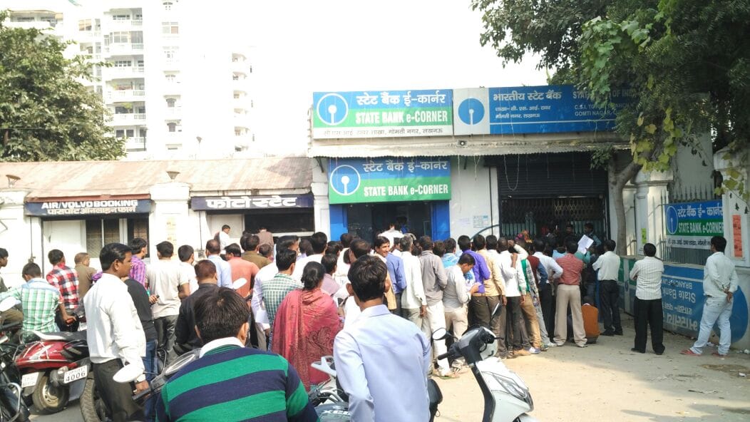 bank and atms in lucknow running out of cash