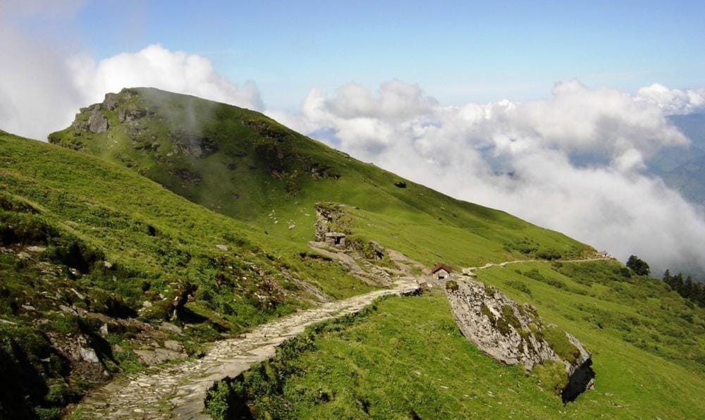  chopta hill station as like as switzerland