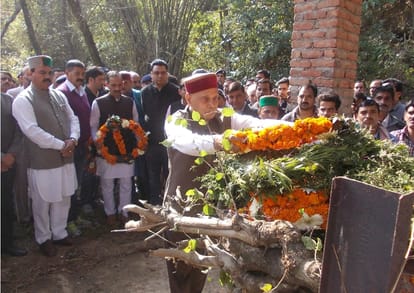 BJP Leader ID Dhiman Passed Away.