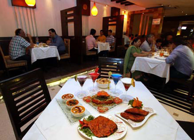 big effect on non-veg eaters due to 500 and 1000 rupee note ban