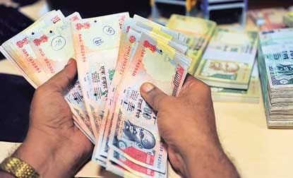 1000/500 Note Closing the industry had the largest deficit