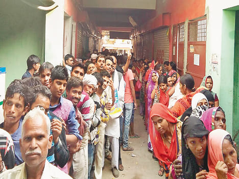 Wage workers are being made in line