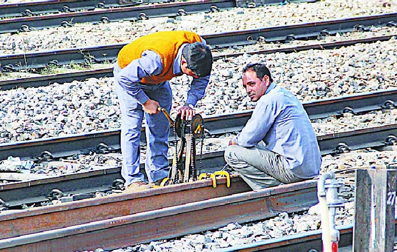 Broken track underwent goodwill Express