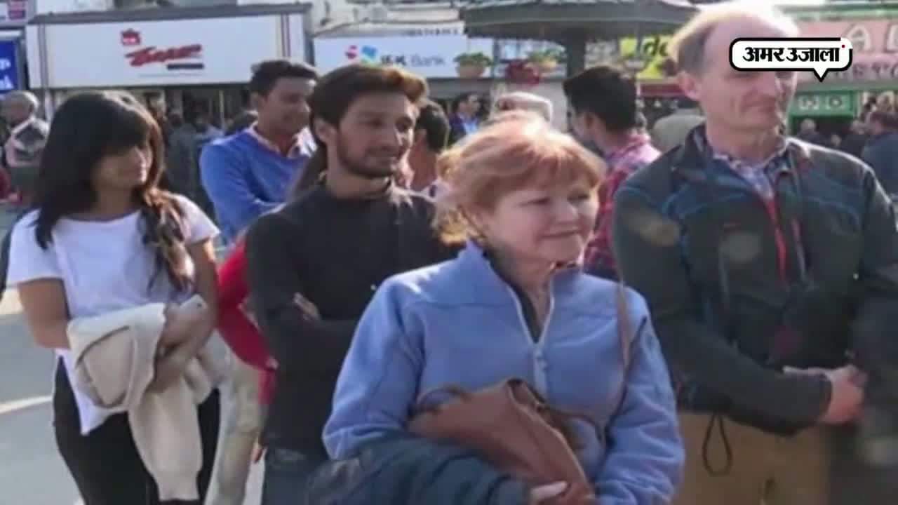 विदेशी पर्यटक हुए परेशान