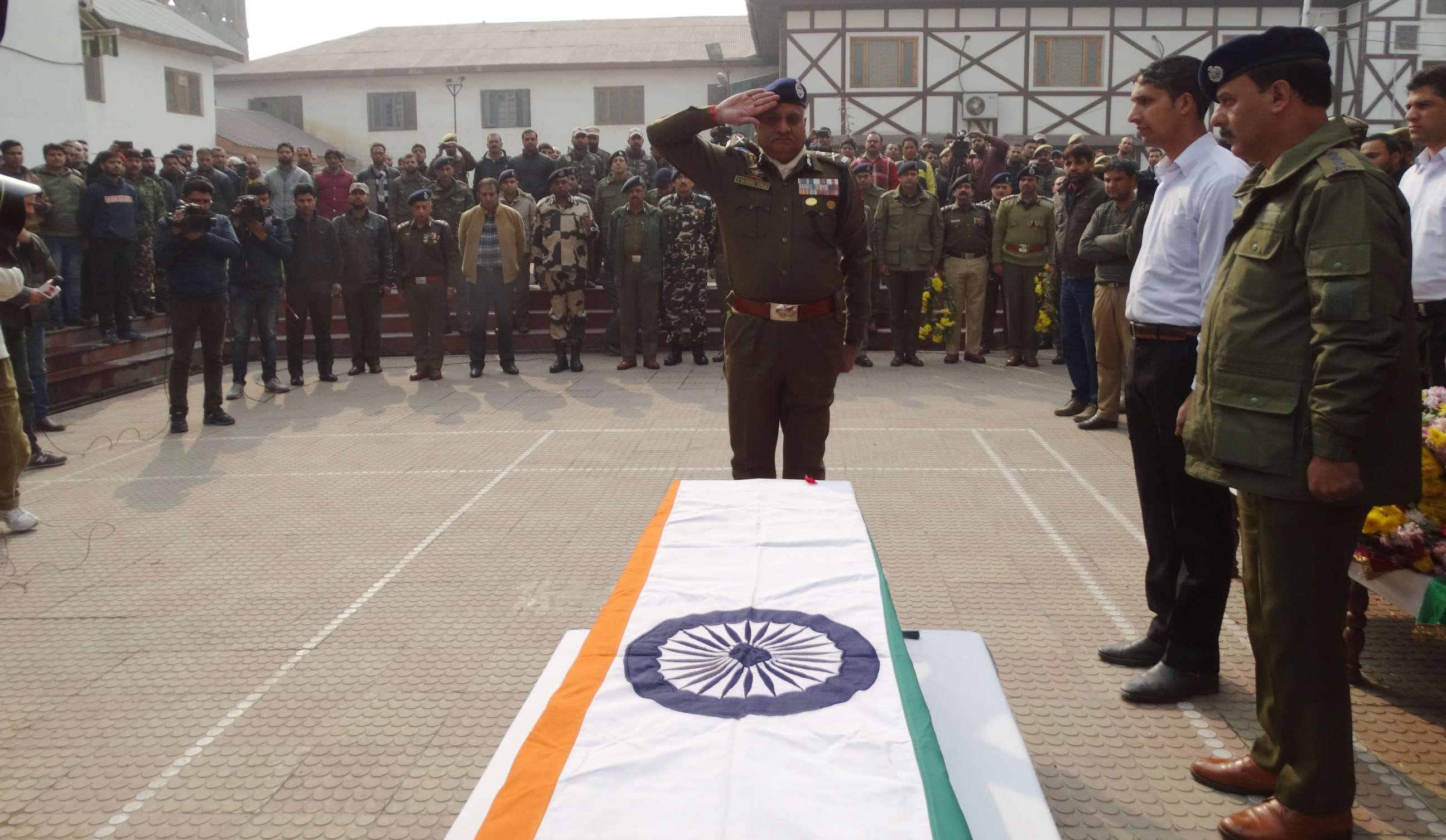 last rites of the constable who martyred today in sopore encounter 