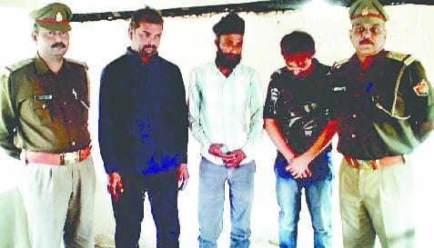  Handle mounted police seeking protection money
