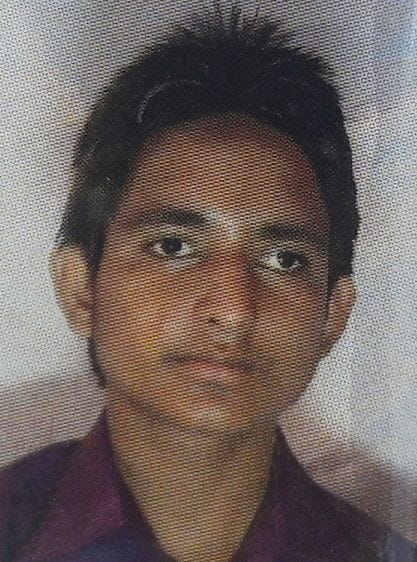 Teen's body found hanging from the mobile tower