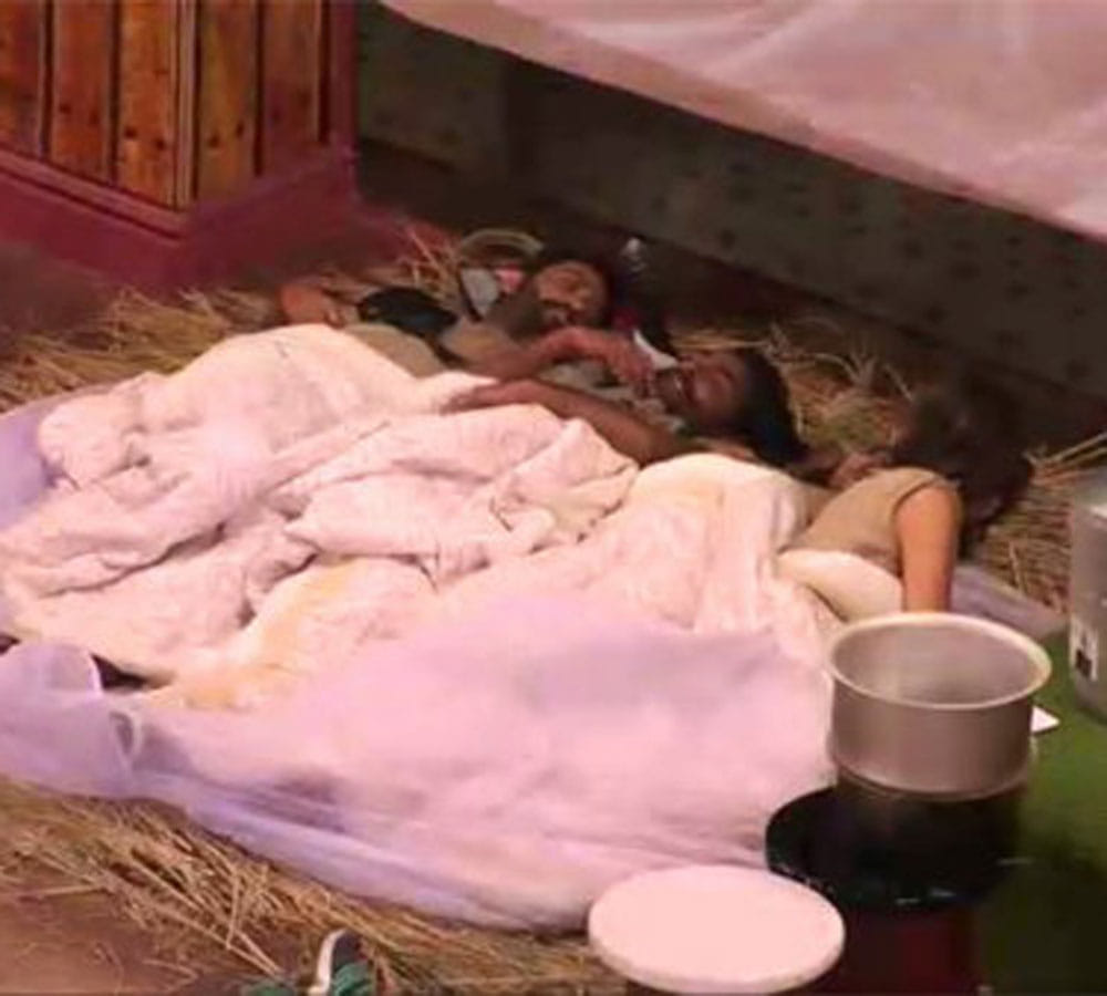 manu and monalisa love story at bigg boss 