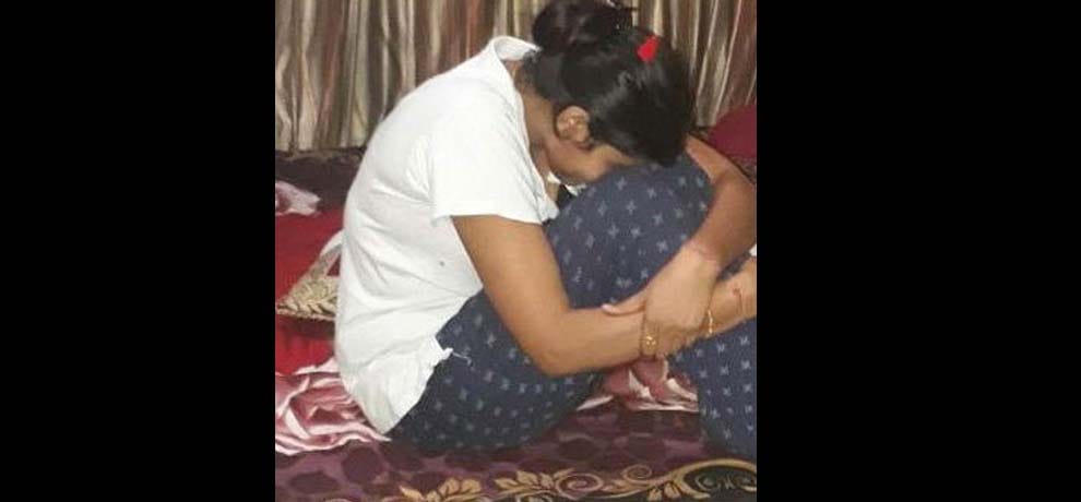 eve teasing in Varanasi 