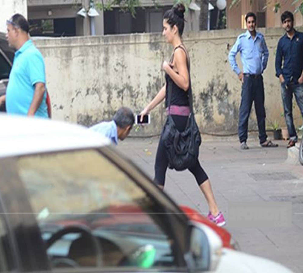 katrina kaif and deepika padukone outing last evening