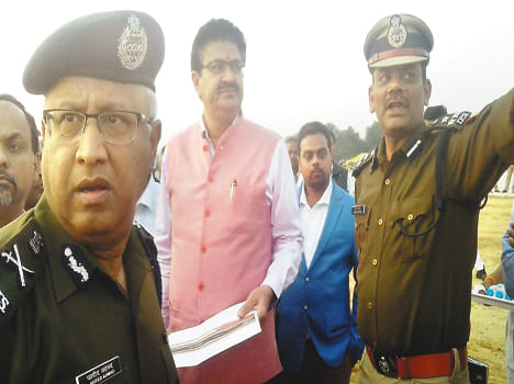  seeem ko nireekshan mein milee kamee to napenge aphasar