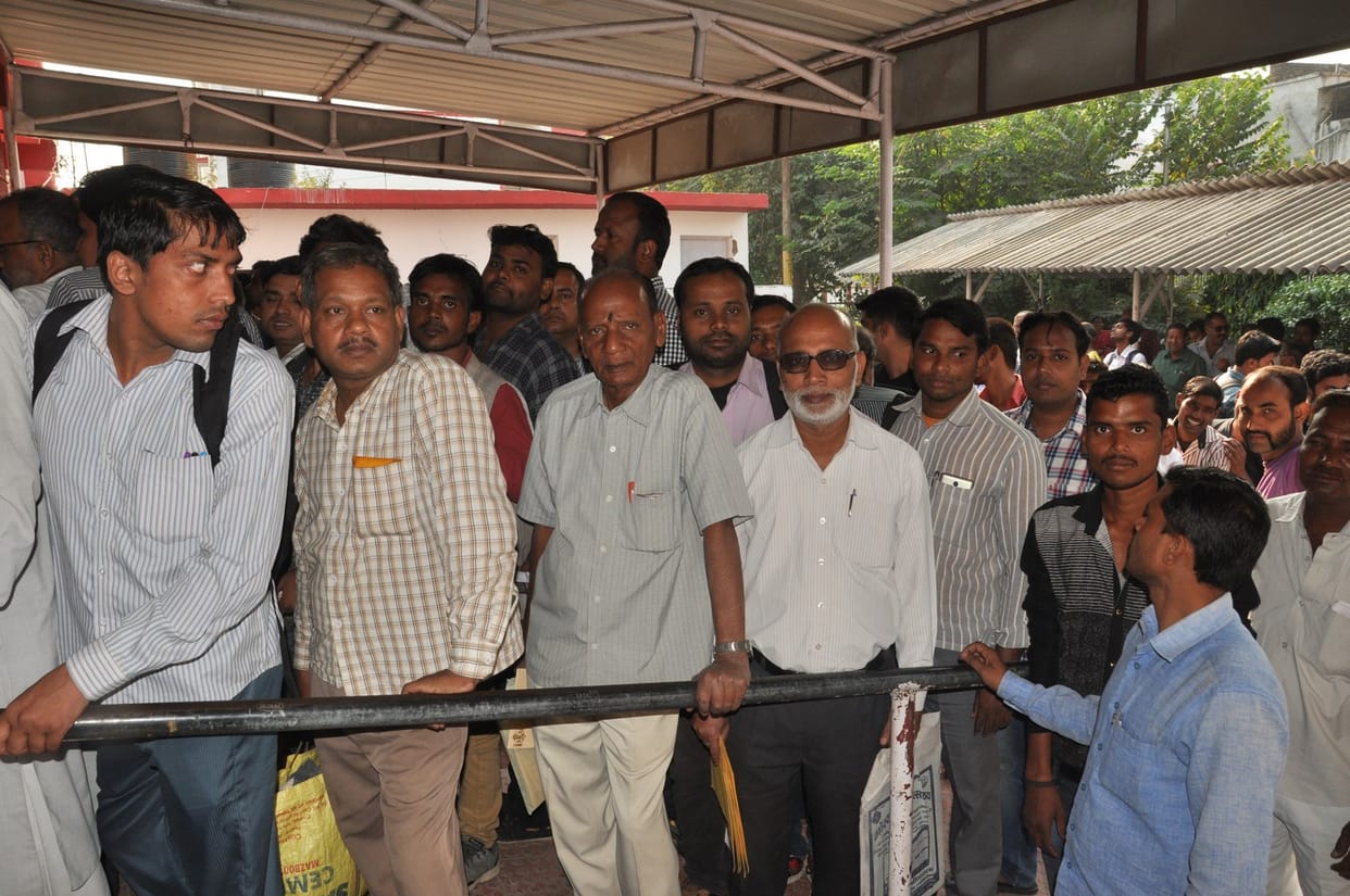 Quarrelling at head post office, when people got rupees in bad condition