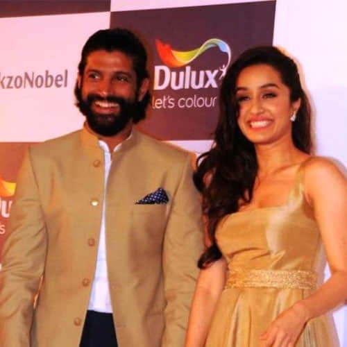 farhan akhtar and adhuna are ready for divorce