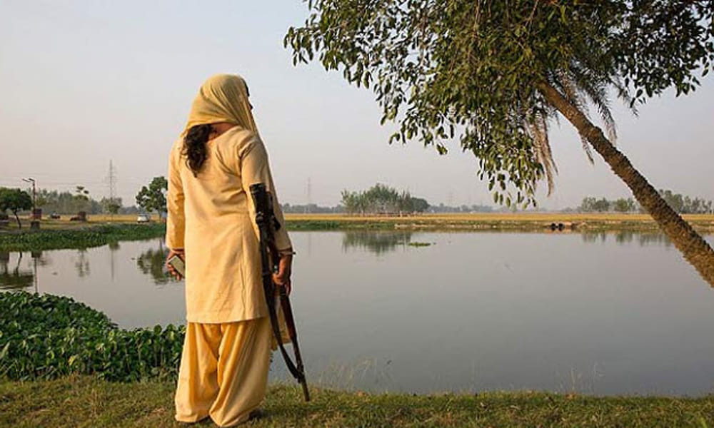 after death of husband she become bandook wali chachi