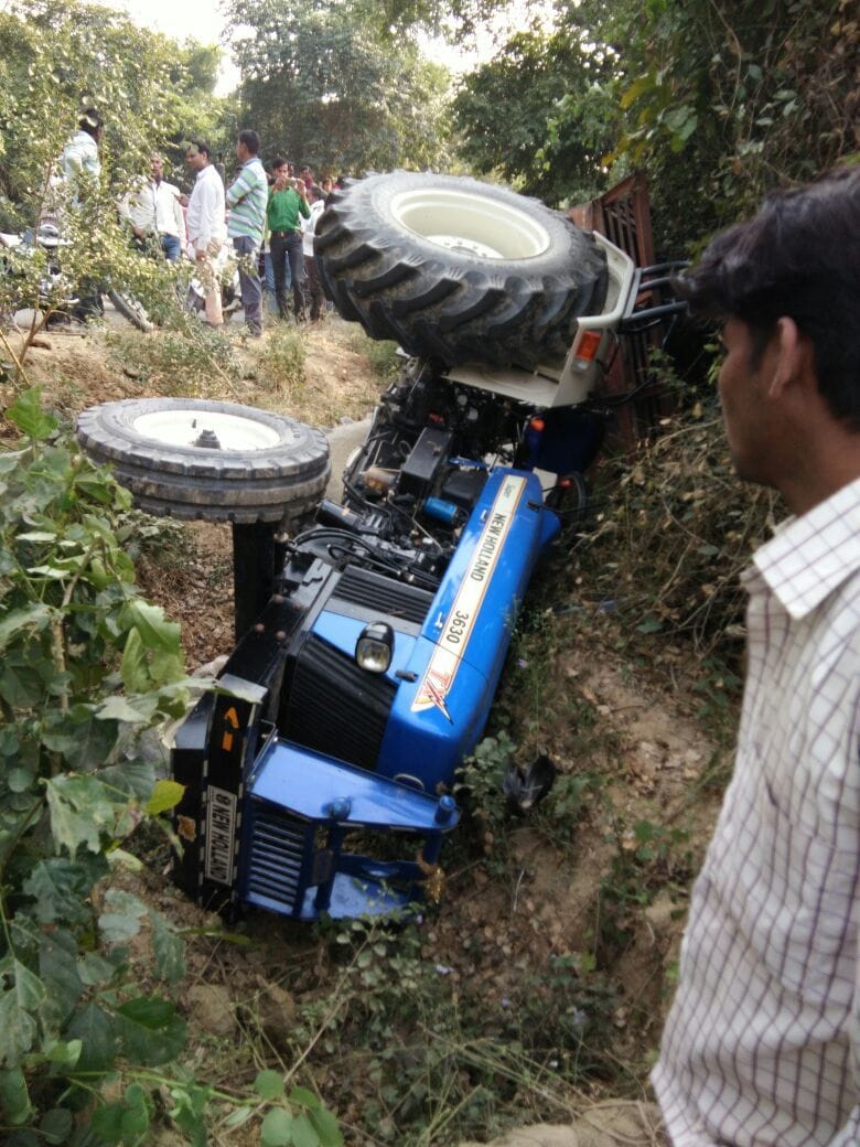 tractor trolly accident, 15 wounded