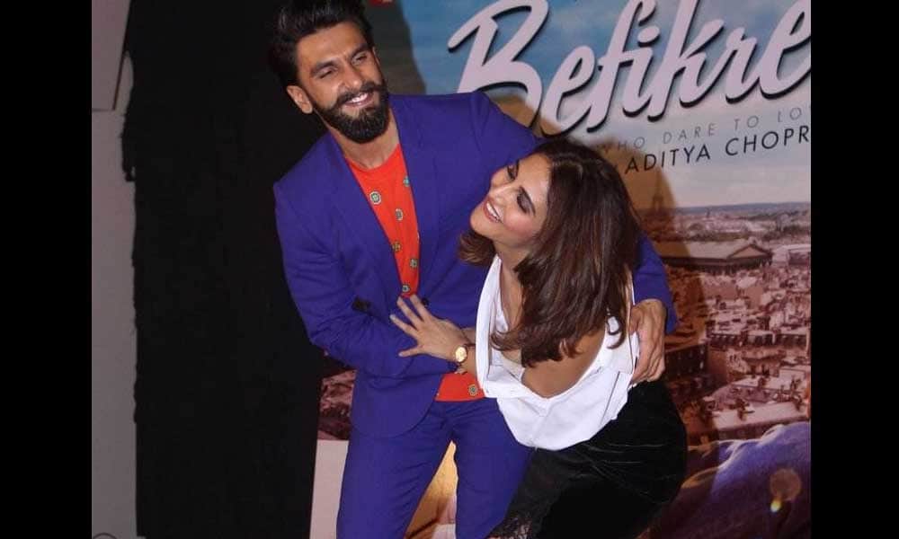 Wardrobe Malfunction Of Vaani Kapoor