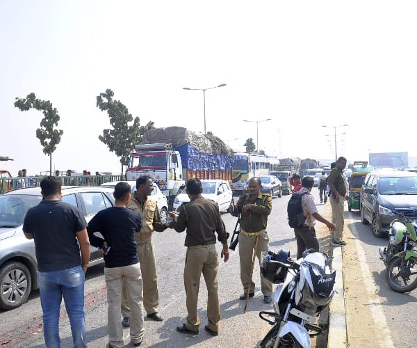  accident in gomati nagar in lucknow.