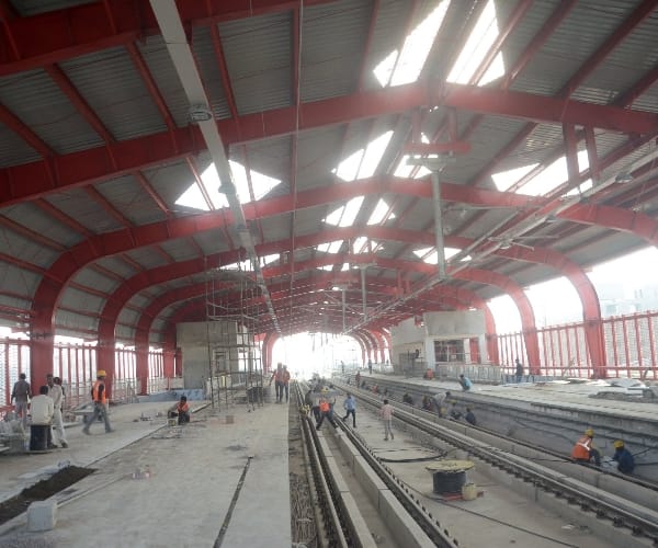 Lucknow metro to run in next 15 days.