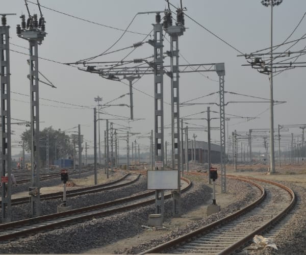 Lucknow metro to run in next 15 days.