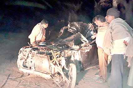 Car crashed into Trole