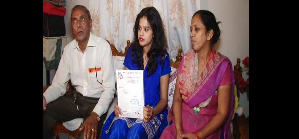 demonetization side effect on weddings: family requesting not to bring ban note in gift
