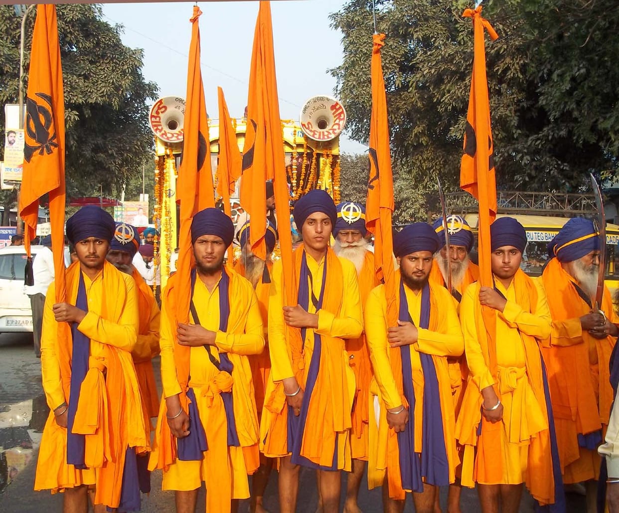 Nagar kirtan came to Puwayan mistletoe grand tour
