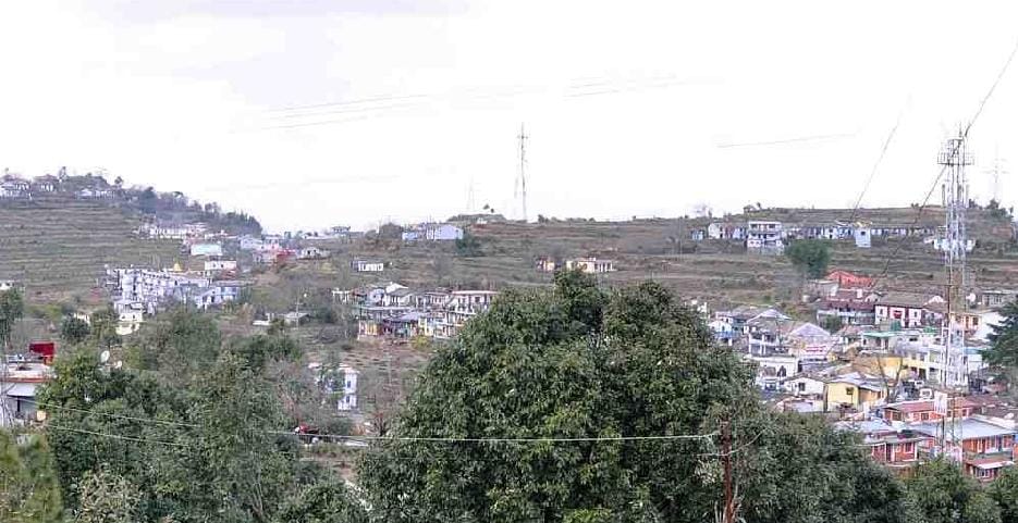 No toilets in densely populated Mjkhali