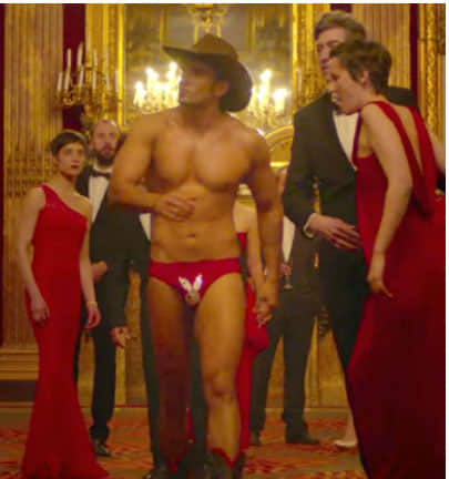This actor has no qualms about physical nudity