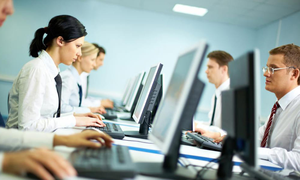 tips for legs pain in office