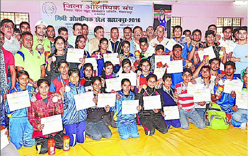 Boxing, badminton, hockey, compared to the