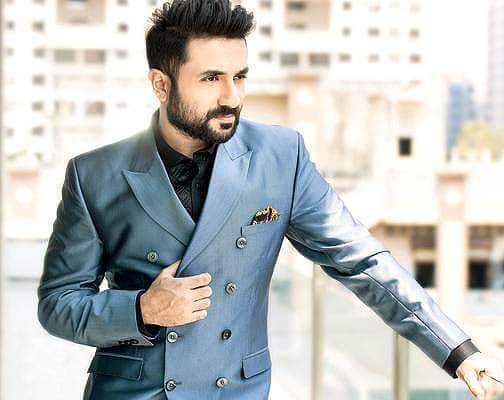 Sleep with right people, no struggle at all: Vir Das
