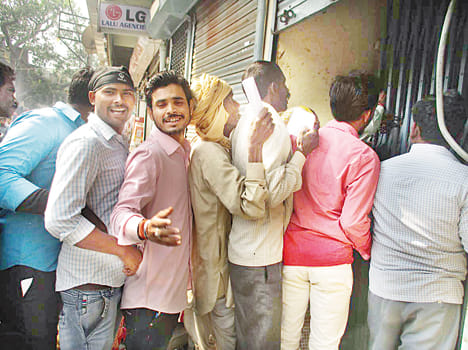  little relief after the new currency in banks