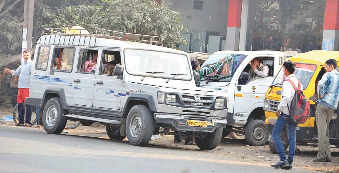 month traffic routes  vehicles occupied Dggamar