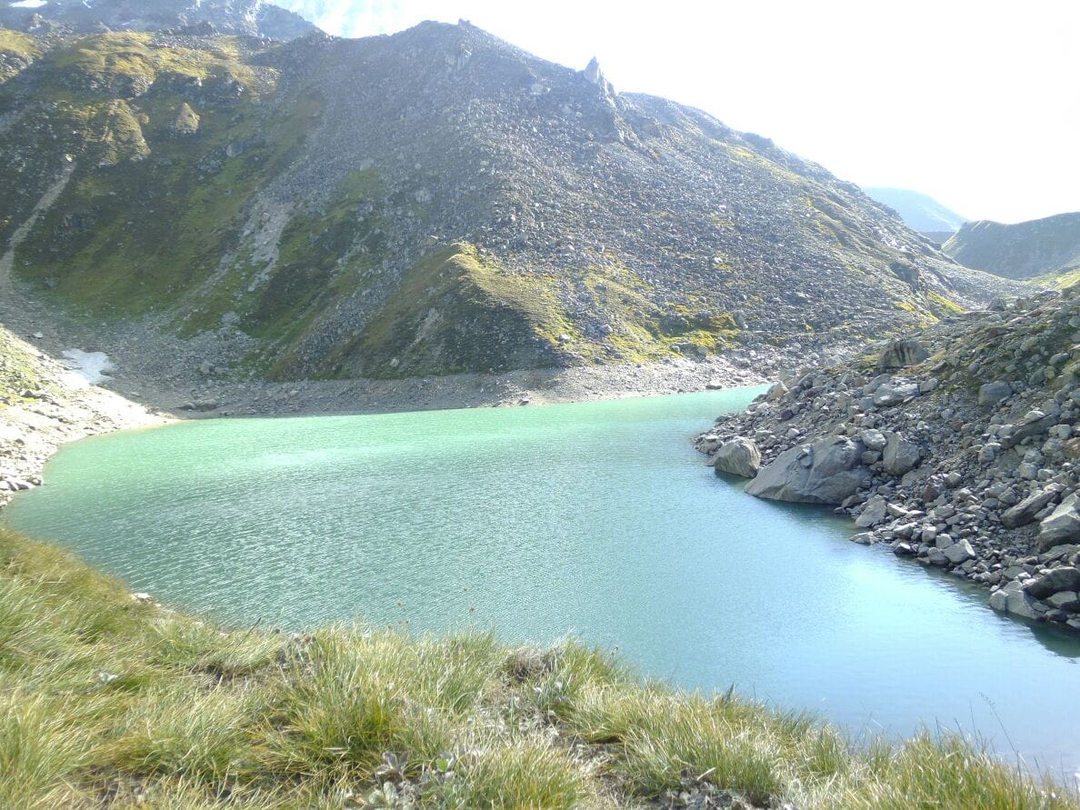 santopath lake in uttarakhand