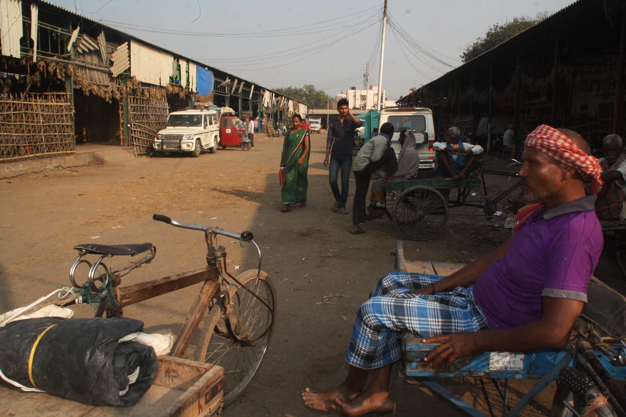 Notbandi ः Months' wages in advance to give business
