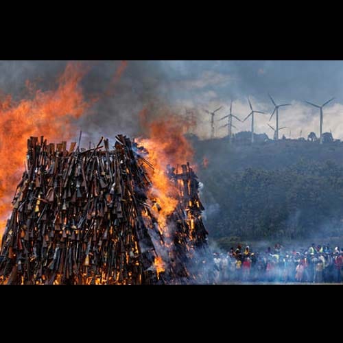 more than five thousand weapons burns in kenya