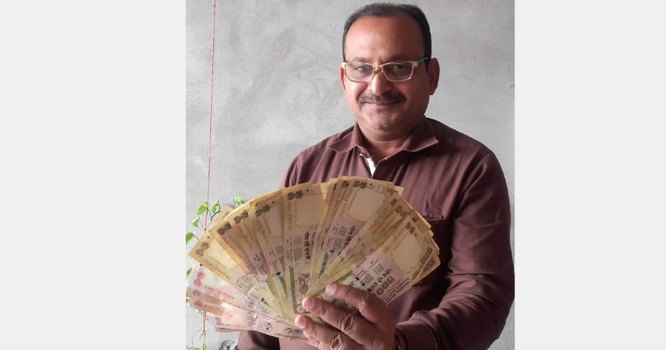 note ban decision broke the dream to collect 786 number notes