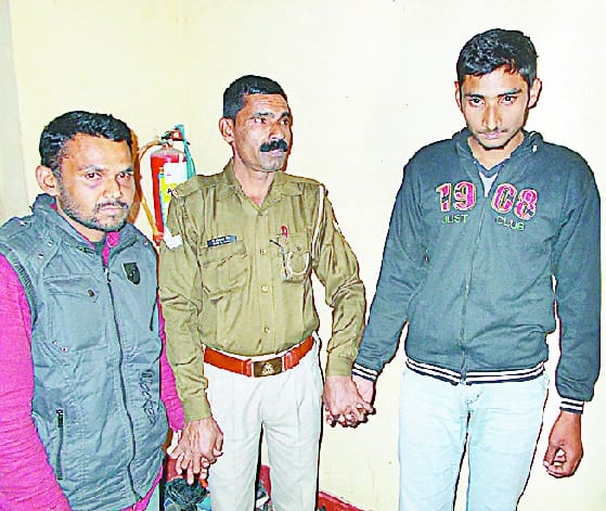 Bike thief caught two hoodlum gang