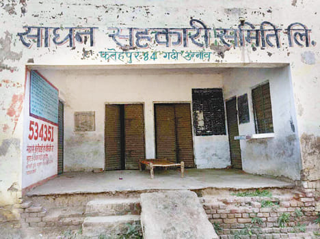 The crisis of seeds and fertilizers, farming destroyed