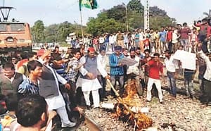 demonstration in bharwari