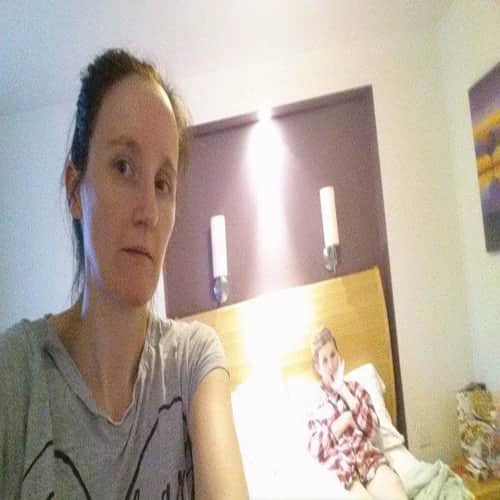 mum claims to have caught her dying daughter’s GUARDIAN ANGEL on camera