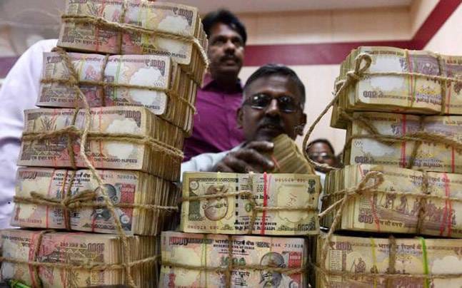 ruckus situation in court in note changing matter